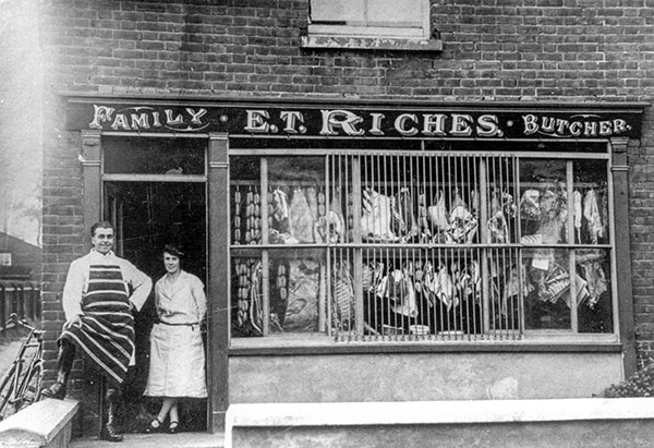 Mr & Mrs Riches, Gordon Road c.1935