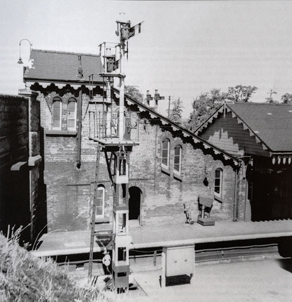 Station entrance 1962