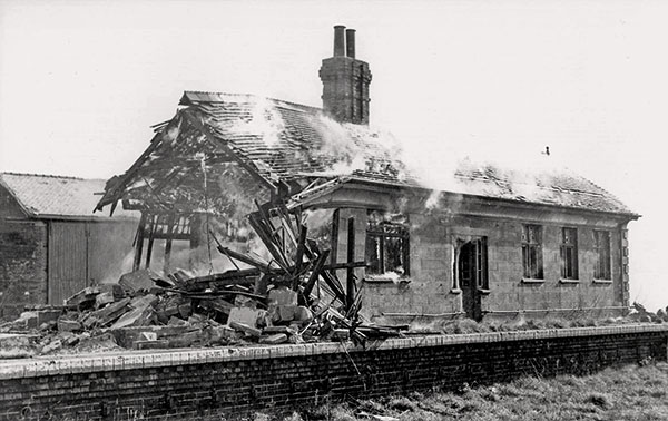 Ladies waiting room fire 1972